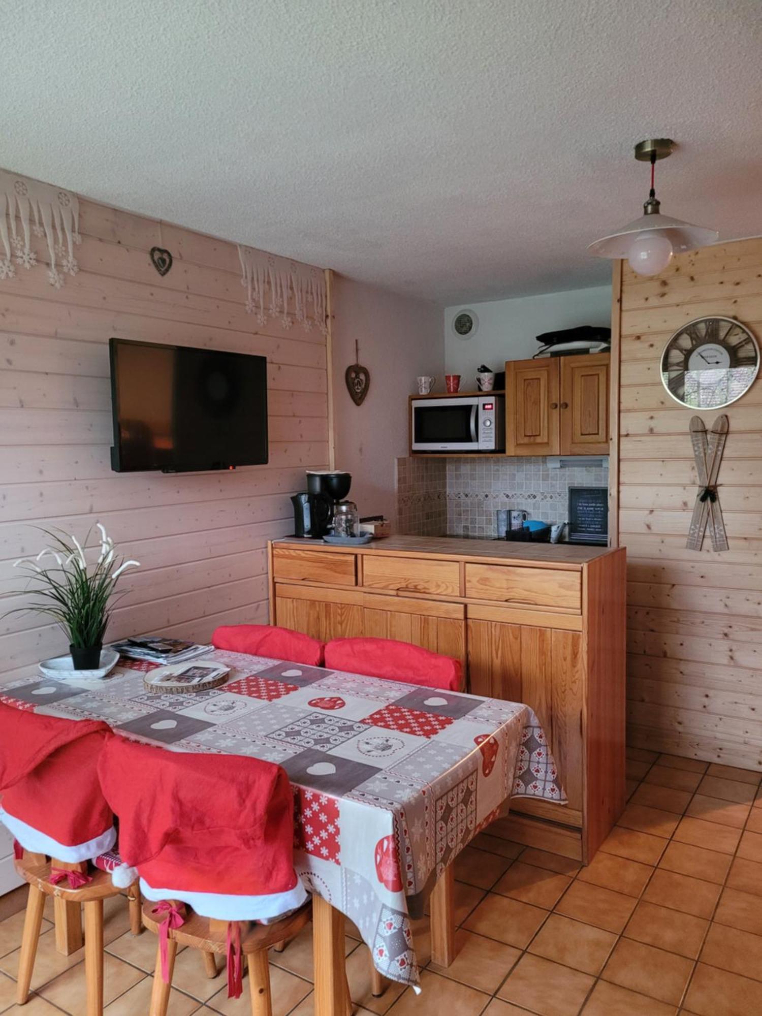 Appartement Le Flocon, Joli Petit Cocon 4 Pers En Rez De Jardin Draps Inclus Ле Рус Екстериор снимка